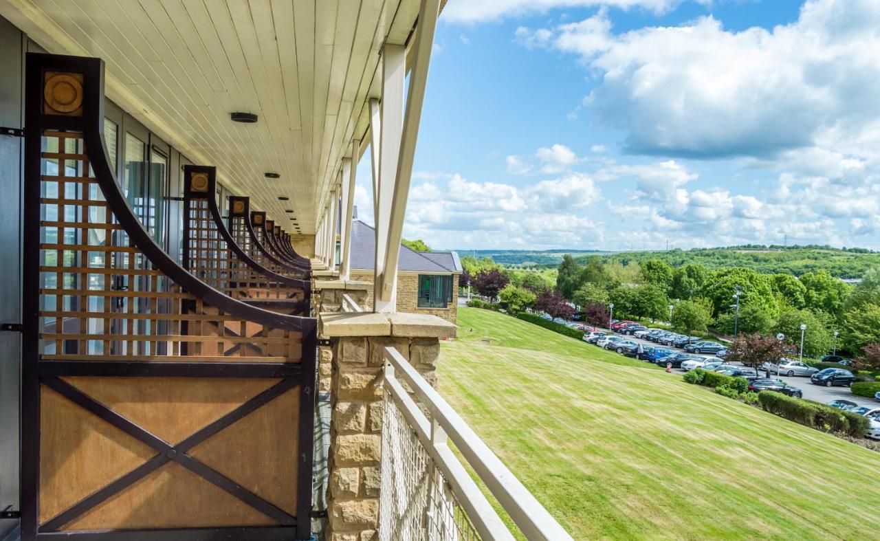 Holiday Inn Leeds Brighouse By Ihg Exterior photo