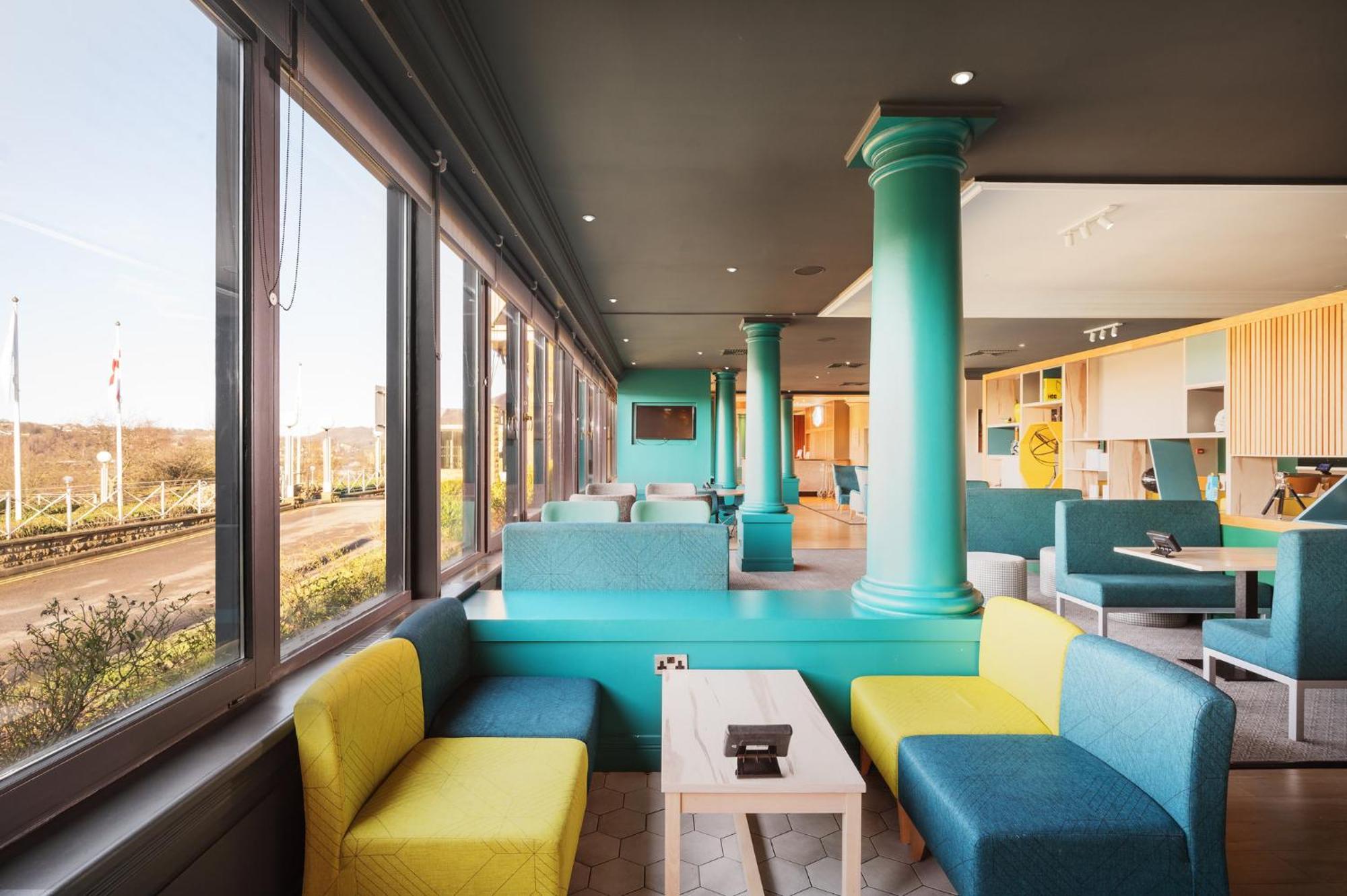 Holiday Inn Leeds Brighouse By Ihg Exterior photo