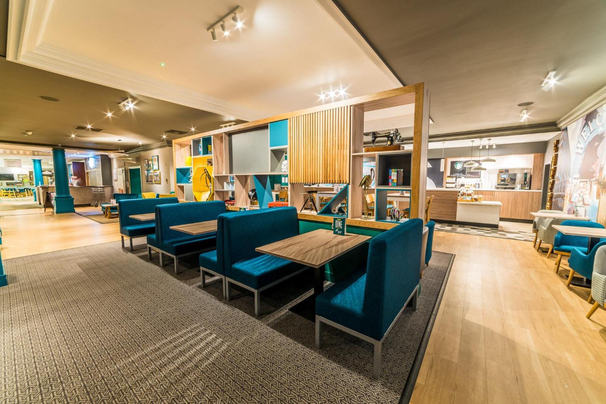Holiday Inn Leeds Brighouse By Ihg Exterior photo