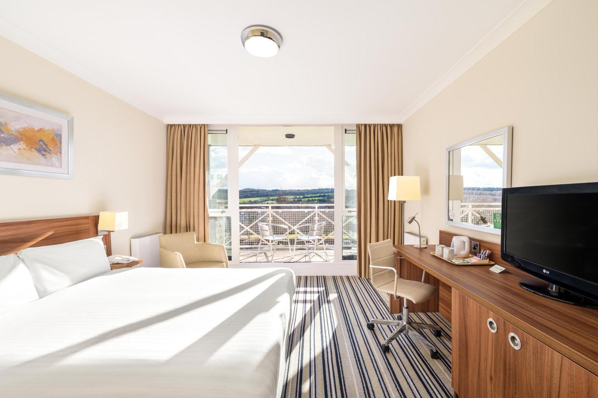 Holiday Inn Leeds Brighouse By Ihg Exterior photo